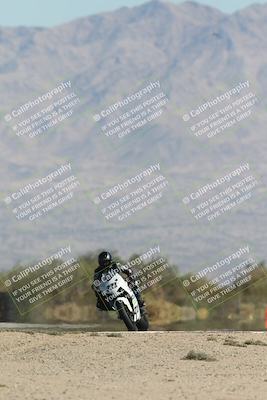 media/Oct-30-2025-Racers Edge (Thu) [[dabbdaf680]]/2-A Group/Session 2 (Turn 16)/